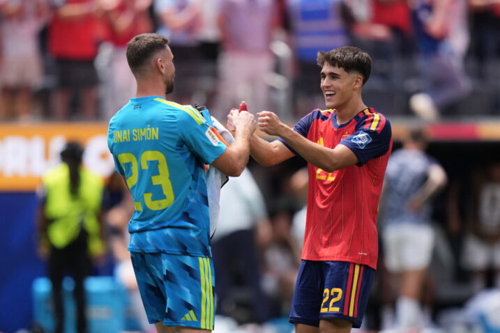 Unai Simon i Pau Cubarsi/Foto AP