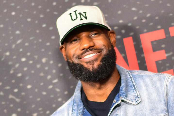 LeBron James će postati najplaćeniji igrač u povijesti NBA. Njegovo bogatstvo procjenjuje se na 1,4 milijarde dolara!