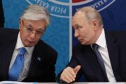 Kazahstanski predsjednik Kasim-Žomart Tokajev i ruski predsjednik Vladimir Putin / Photo by Vyacheslav PROKOFYEV / POOL / AFP