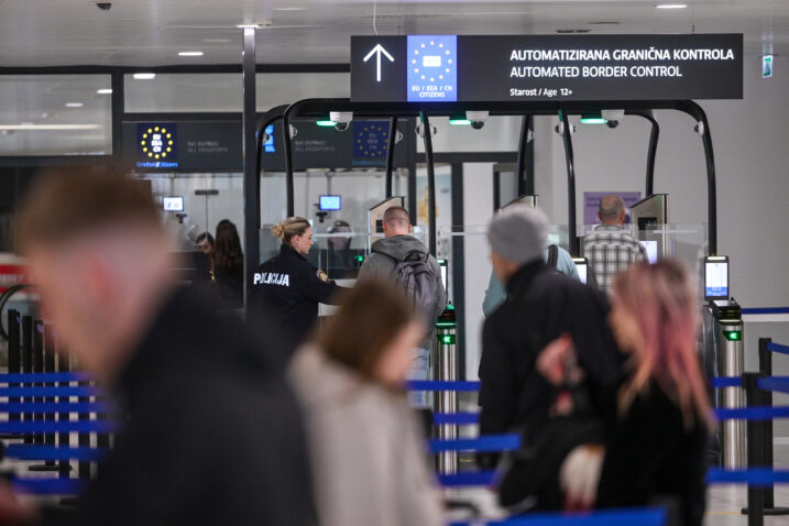 Skeniranje lica i otisci prstiju. Novi sustav izlaska i ulaska u EU utrostručio vrijeme čekanja