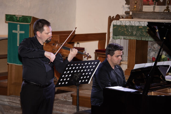 Violinist Marco Graziani i pijanist Krešimir Starčević / Foto: Walter Salković