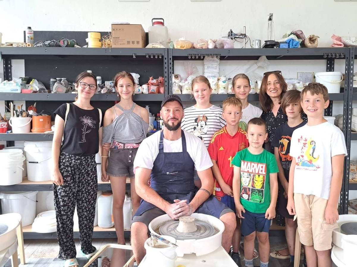 Goran Osojnički sa skupinom polaznika / Foto V. Osojnički