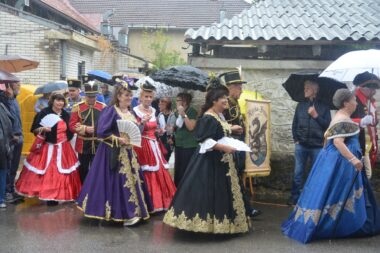Mariju Tereziju pratile su dame i gospoda s njenog dvora / Foto Marinko Krmpotić