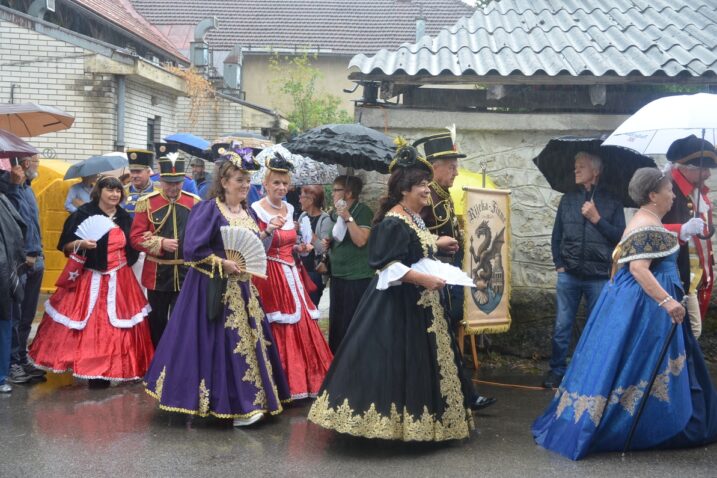 Mariju Tereziju pratile su dame i gospoda s njenog dvora / Foto Marinko Krmpotić
