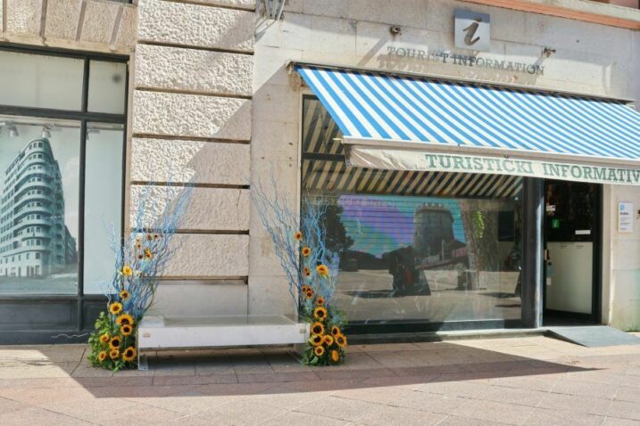 Ispred Grada postavljen photo point povodom Dana neovisnosti Ukrajine