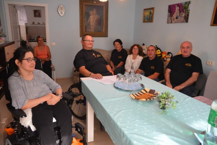 Danijela Petelin i predstavnici HVIDRE Gorski kotar / Foto Marinko Krmpotić
