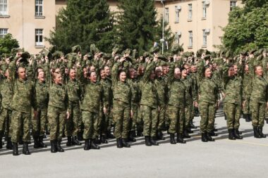 Ročnici trećeg naraštaja na TVO-u ponosno prisegnuli Domovini / Foto MORH/ J. Šeri