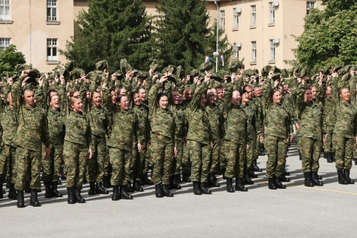 Ročnici trećeg naraštaja na TVO-u ponosno prisegnuli Domovini / Foto MORH/ J. Šeri