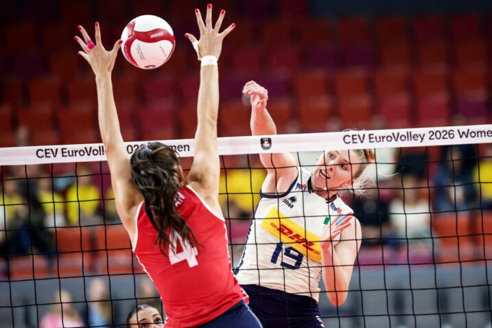 Božana Butigan i Sarah Fahr/Foto Hina/AFP