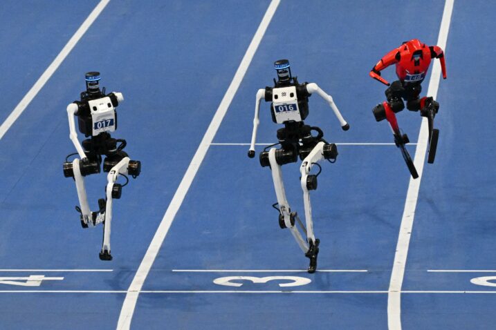 (Photo by GREG BAKER / AFP)
