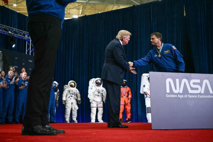 Photo by Kent NISHIMURA / AFP