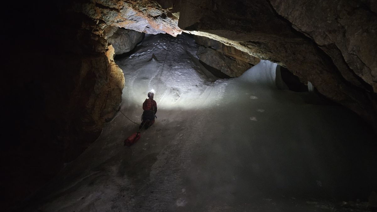 Foto Speleološki odsjek Velebit
