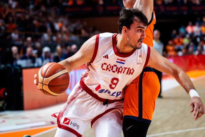 Dario Šarić/Foto FIBA