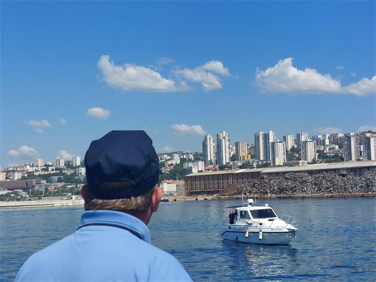 Foto PU PG