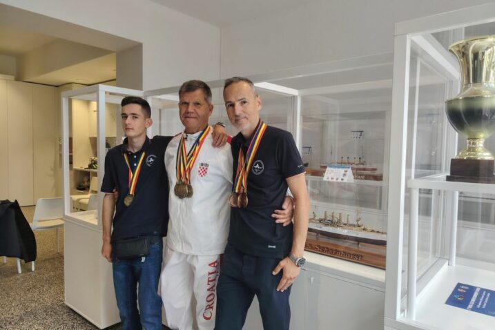 Foto Udruga Argola
