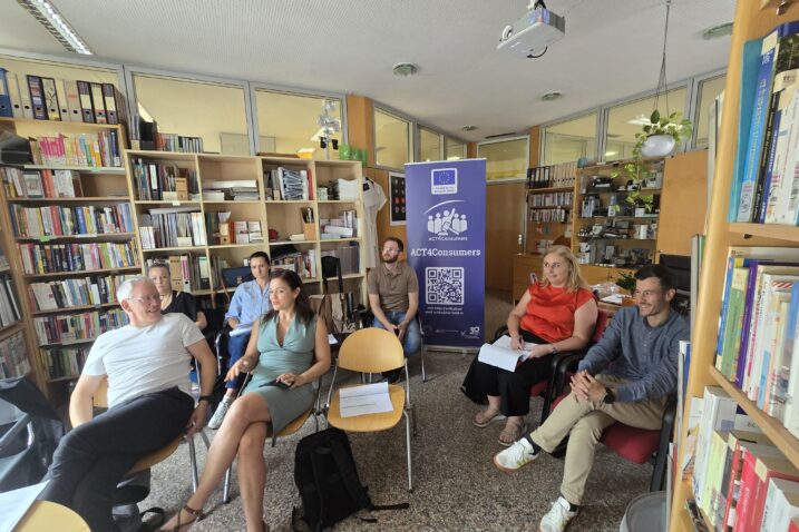 Foto Društvo potrošačica