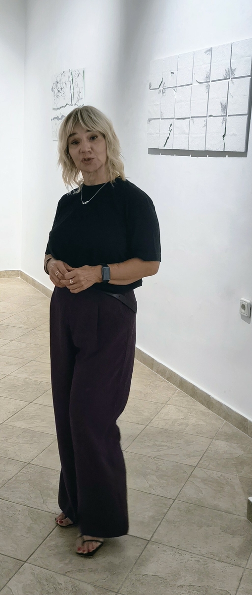Ana Grubić predstavlja svoje radove u Laurusu
