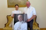 Andrea Dujmešić Kopić i nadbiskup Mate Uzinić / Foto Riječka nadbiskupija