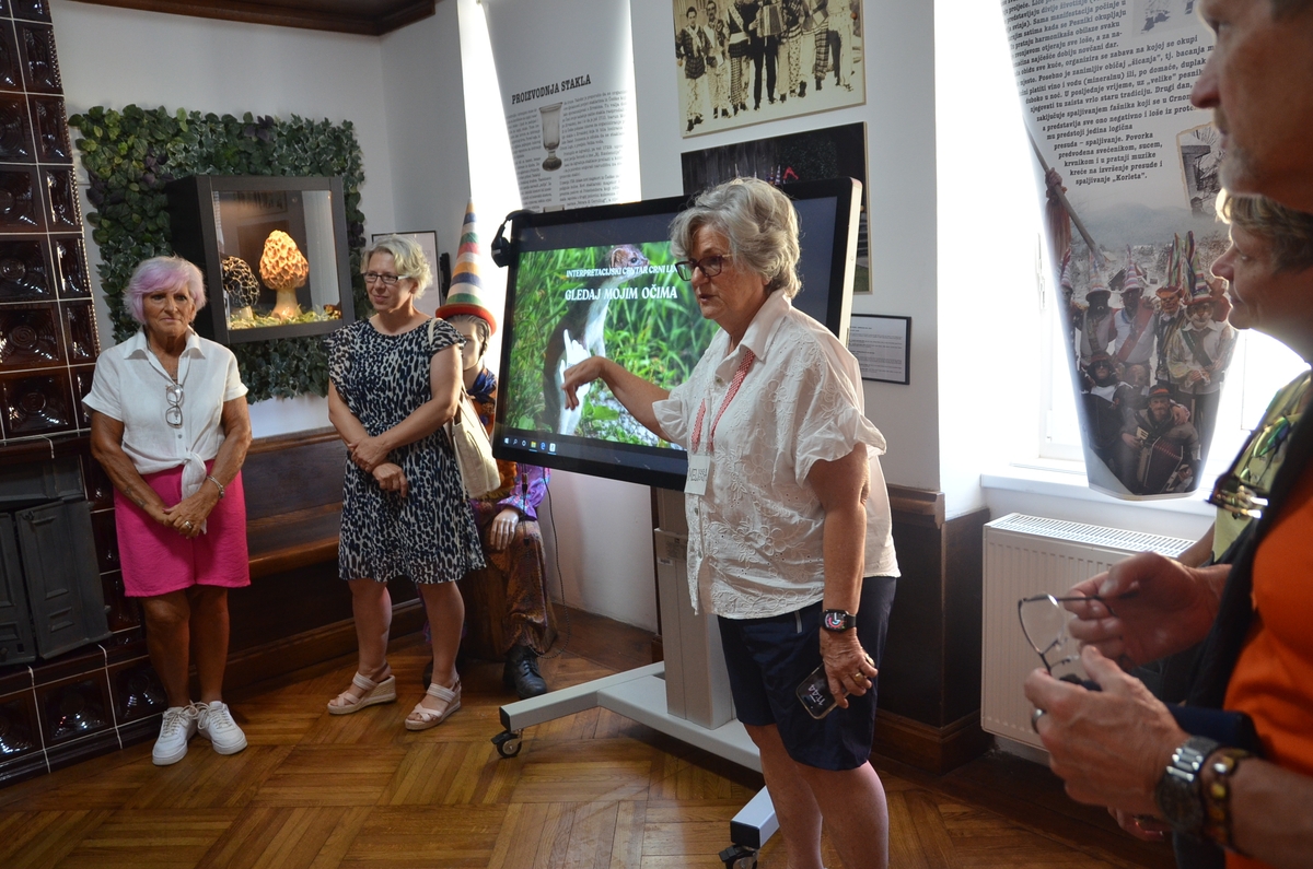 Dina Štimac, Snježana Jojić i Melissa Pintar Obernauf u crnoluškom Interpretativnom centru