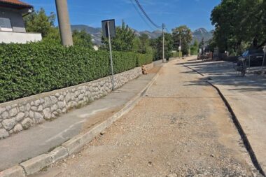 Radovi bi trebali biti gotovi do srijede 9. rujna - Školska ulica / Foto Općina Jelenje