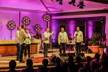 Klapa Intrade u perivoju trsatskog svetišta / Foto Claudia Bošković