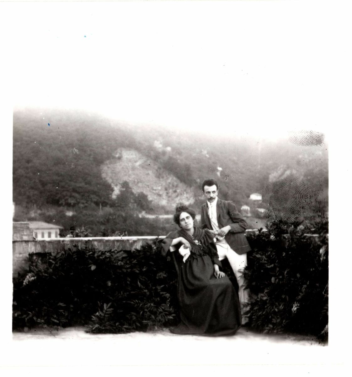 Iz obiteljskog albuma - Olga i Ante Mandić