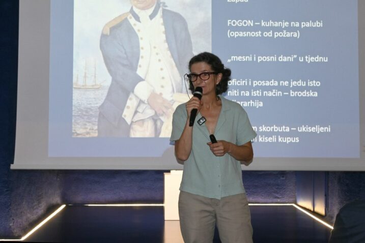 Predavanje prof. Irene Dlaka / Foto Bojan Purić