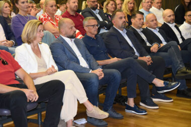 Foto Dean Miculinić
