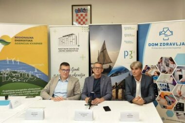 Ravnatelj Doma zdravlja PGŽ-a Nikola Osojnak, župan Ivica Lukanović i gradonačelnik Krka Darijo Vasilić