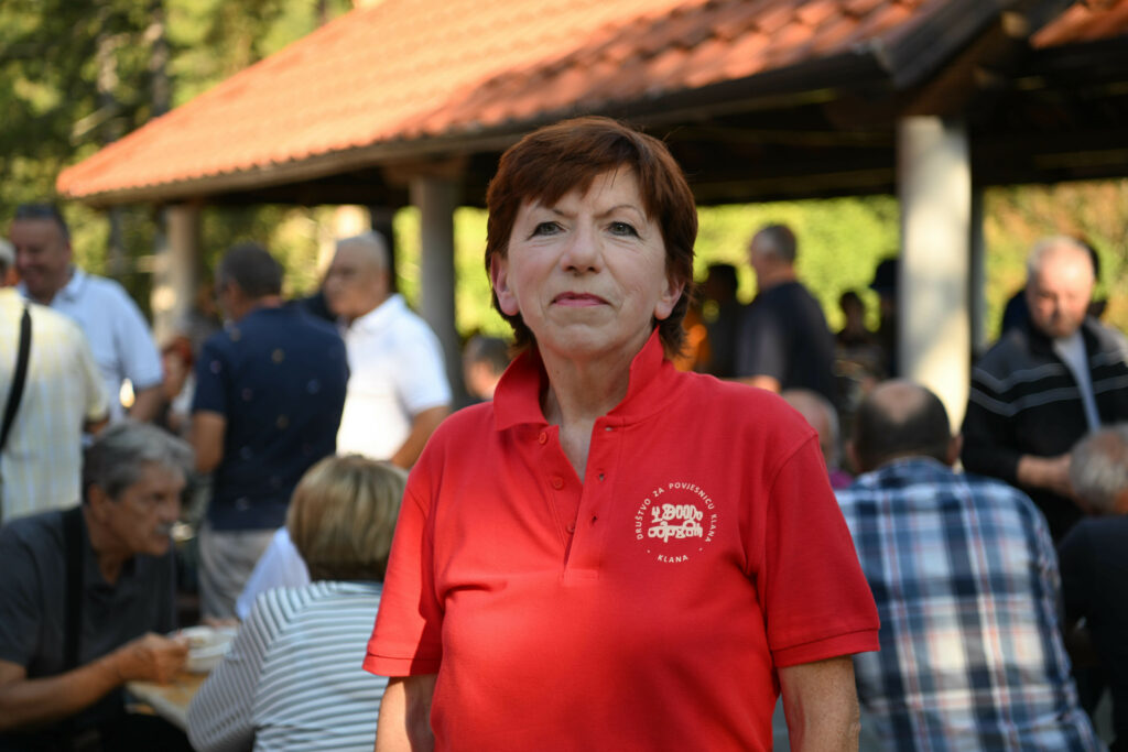 Anita Afrić ???