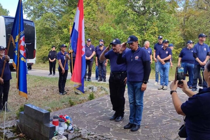 Članovi UDVDR-a Opatija u Ramljanima