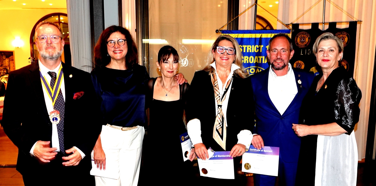 Predsjednik Kluba Ljubomir Vladislović, Dunja Vladislović, nove članice Sanja Grčević Gruban i Iva Sorta-BilajacTurina, Nikola Turina i guvernerica Mirjana Čusek-Slunjski