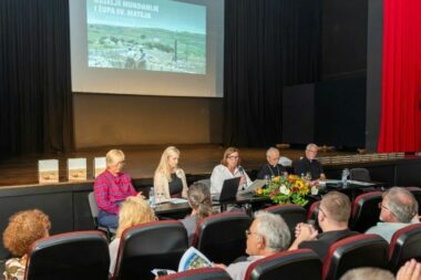 Predstavljanje monografije o Mundanijama / Foto S. BADURINA PILOTO