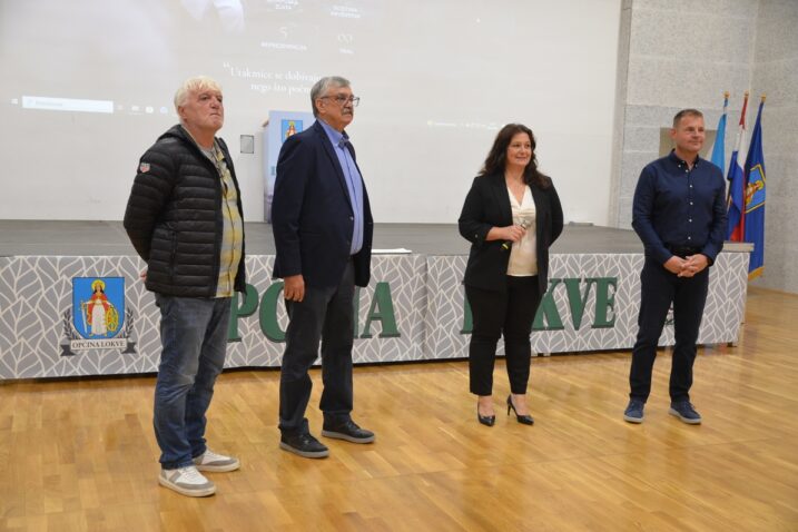 Goran Štimac, Ratko Rudić, Sanja Beljan Brkić i Nevio MIhelčić na otvaranju izložbe Ratka Rudića / Foto Marinko Krmpotić