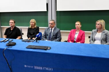 Hitna medicina ima vlastito mjesto - Josip Španjol, Višnja Nesek Adam, Alen Protić, Martina Pavletić, Alemka Brnčić Fischer / Foto Ana Križanec