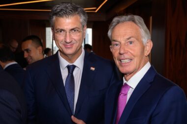 Andrej Plenković i Tony Blair na radnom sastanku Foruma Europa – Zaljev