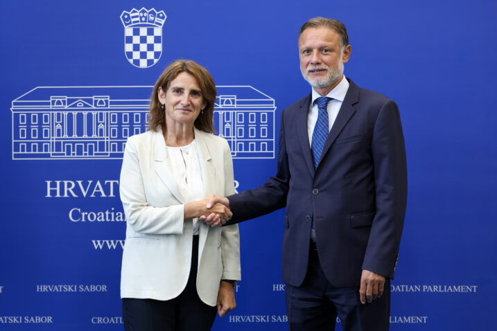Gordan Jadroković i Teresa Ribera / foto HINA/ Damir SENČAR/ ds