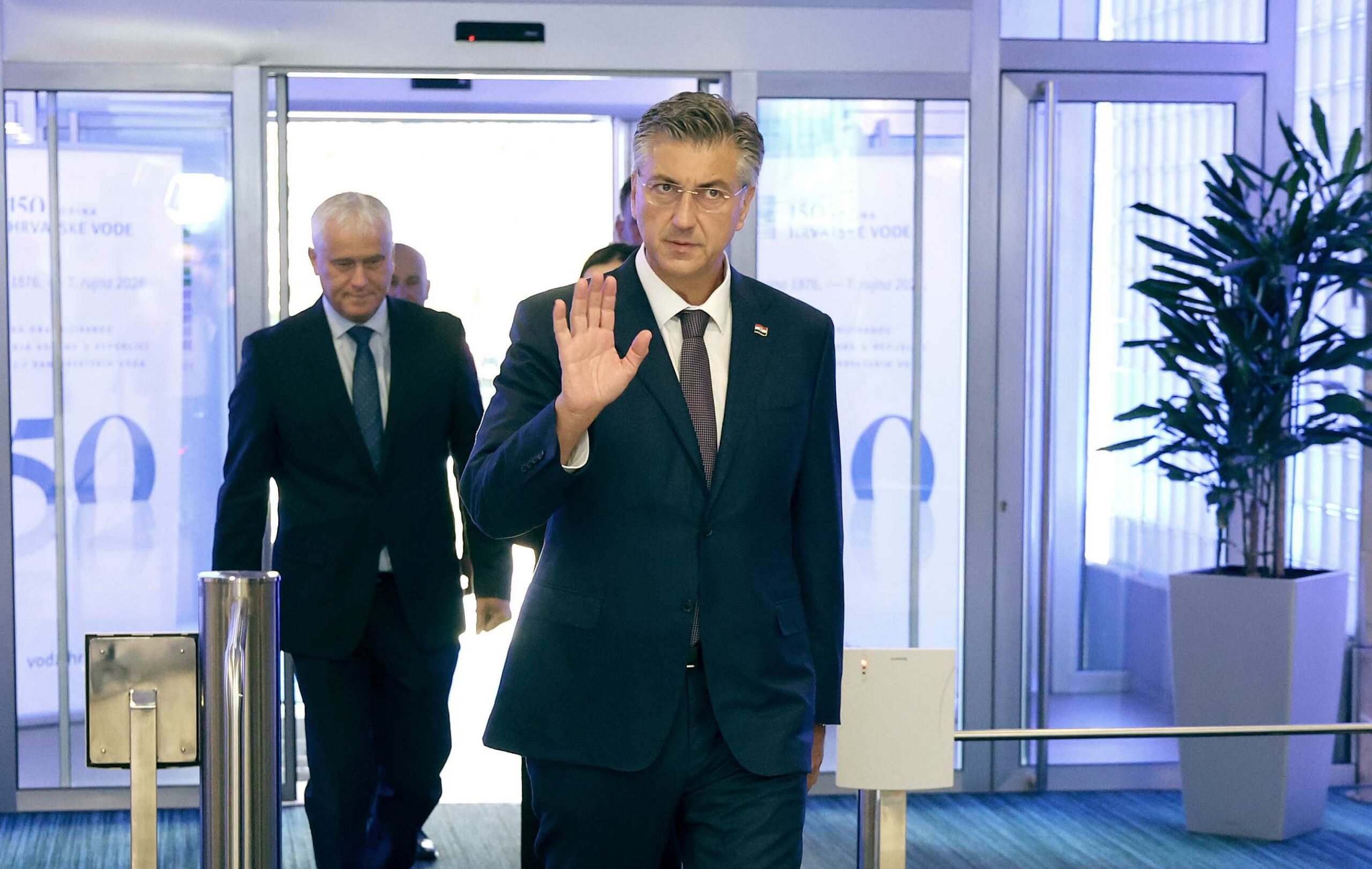 Plenković: "Svi bi negdje smještali otpad, ali nitko ne želi kraj sebe. Ne znam što se Jakšić javlja"