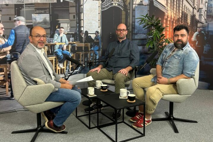 Foto Manjgura