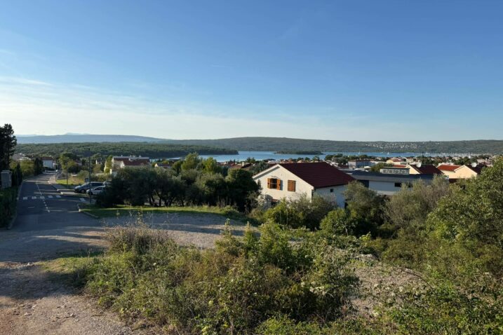 Lokacija na kojoj se planira izgradnja dviju zgrada / Foto R. PAŠKVAN