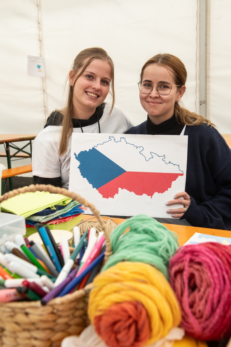Maruni su odlični - Adriana i Andrea, volonterke iz Češke