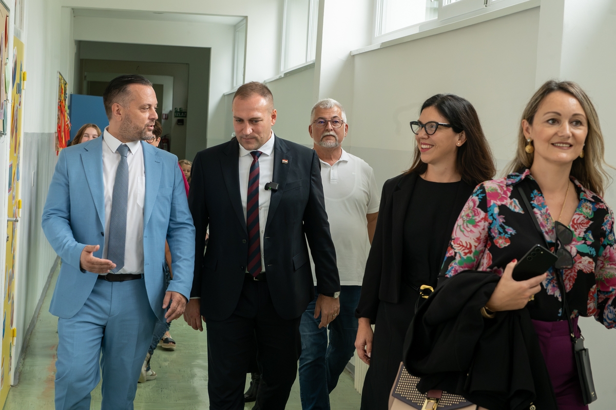 Bojan Simonič, David Vlajčić, Branislav Petković, Barbara Kalčič Grabrovac i Elvira Jović Ban