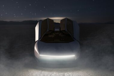 Foto TESLA