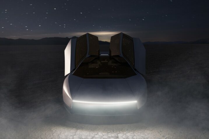 Foto TESLA