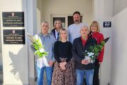 Klanjski darivatelji s čelnicima Općine i Crvenog križa