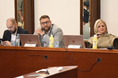 Foto Dean Miculinić