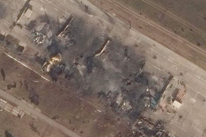 Ukrajina bombardirala rusku zračnu bazu, oštetila šest Suhoja. Objavljena fotografija