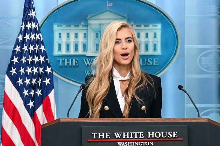 Trump savjetovao novoj glasnogovornici da napusti dužnost. Izdržala kraće od glavice salate