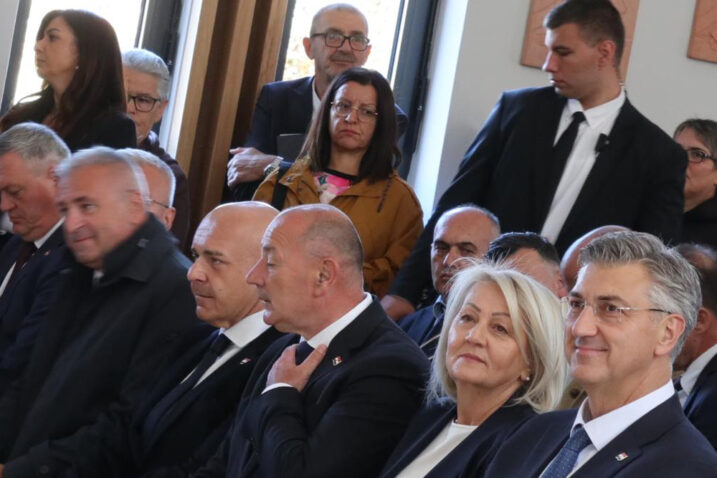 foto HINA/ Zoran KREŠIĆ/ ik