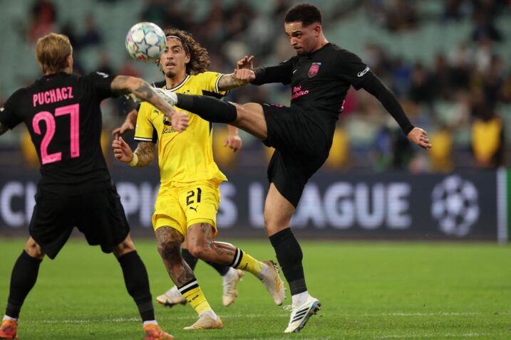 Borussia Dortmund slavila u Bakuu, remi Fenera i Slavije